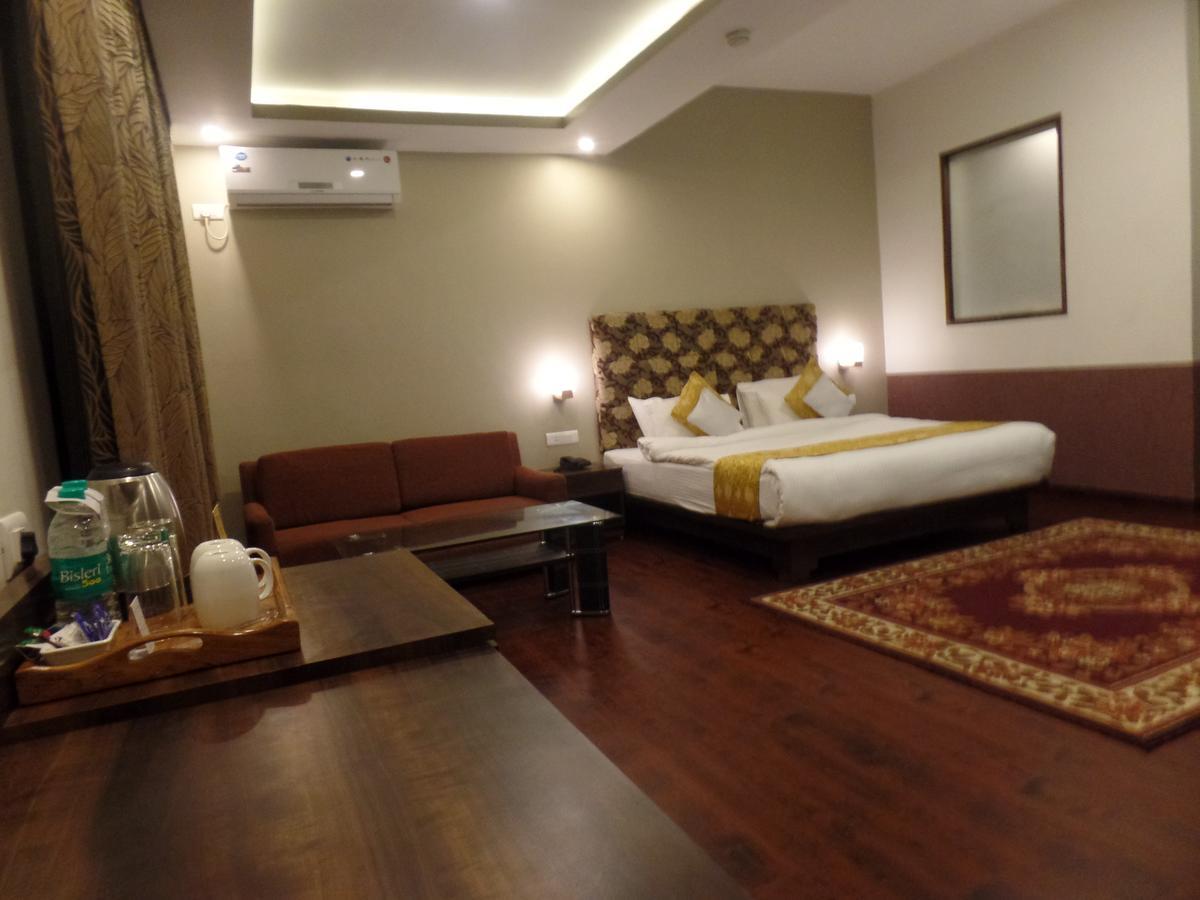 Hotel The Lindsay Cheu Den Gangtok Zewnętrze zdjęcie